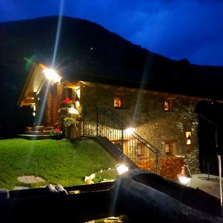 Chalet Cuore Selvatico Monno 外观 照片