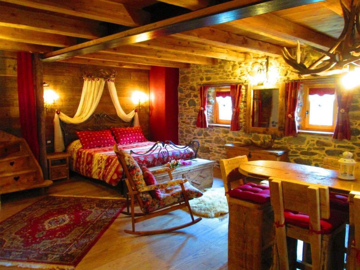 Chalet Cuore Selvatico Monno 外观 照片