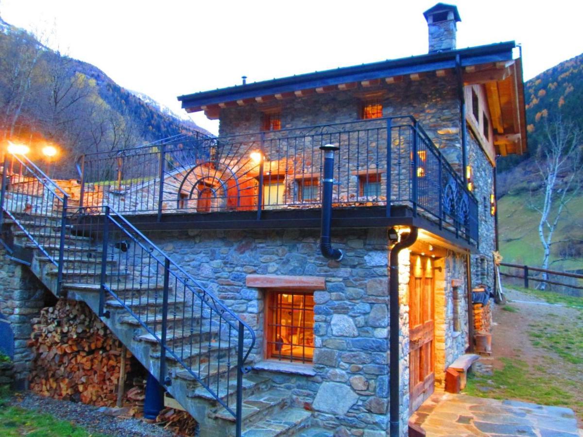 Chalet Cuore Selvatico Monno 外观 照片