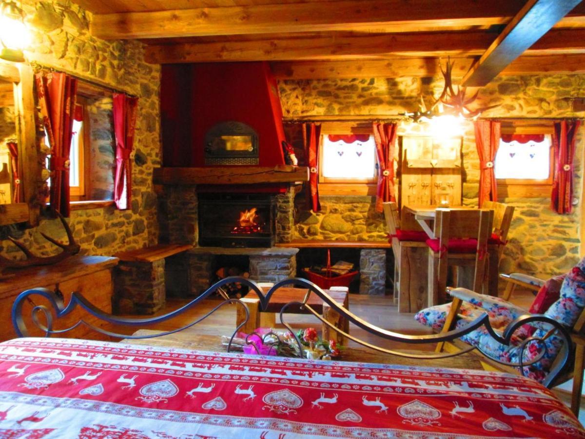 Chalet Cuore Selvatico Monno 外观 照片