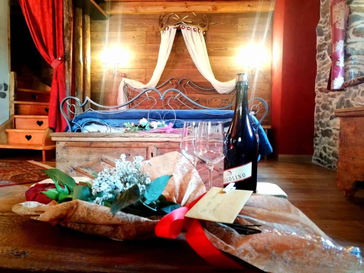 Chalet Cuore Selvatico Monno 外观 照片