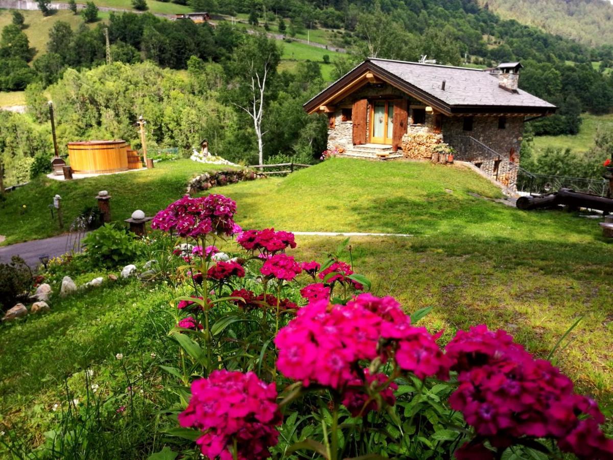 Chalet Cuore Selvatico Monno 外观 照片