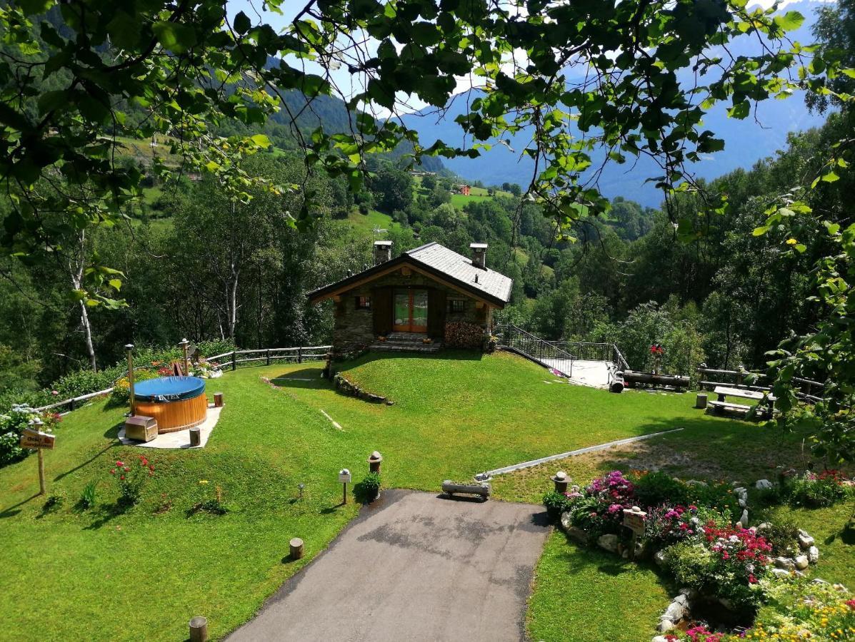 Chalet Cuore Selvatico Monno 外观 照片