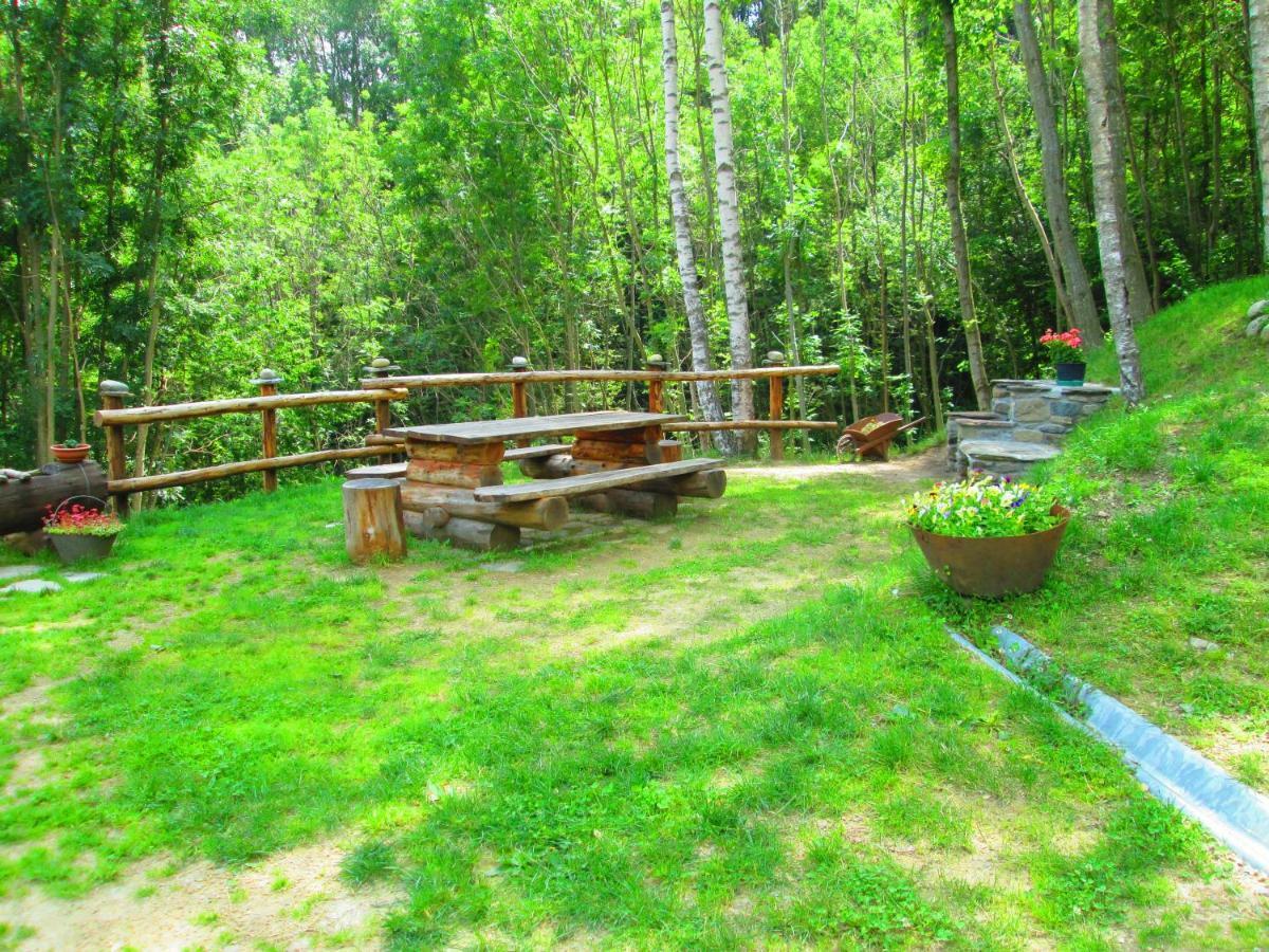 Chalet Cuore Selvatico Monno 外观 照片